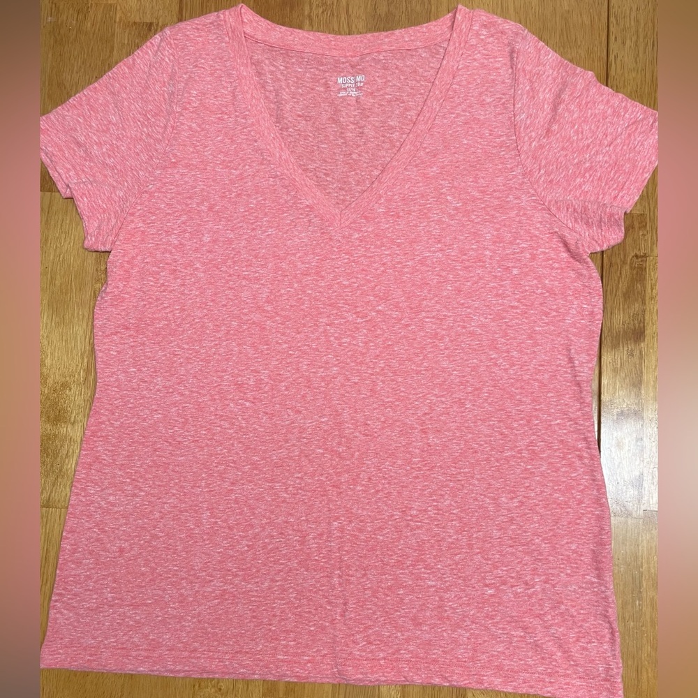 Mossimo V-Neck T-Shirts Set - Picture 3 of 5